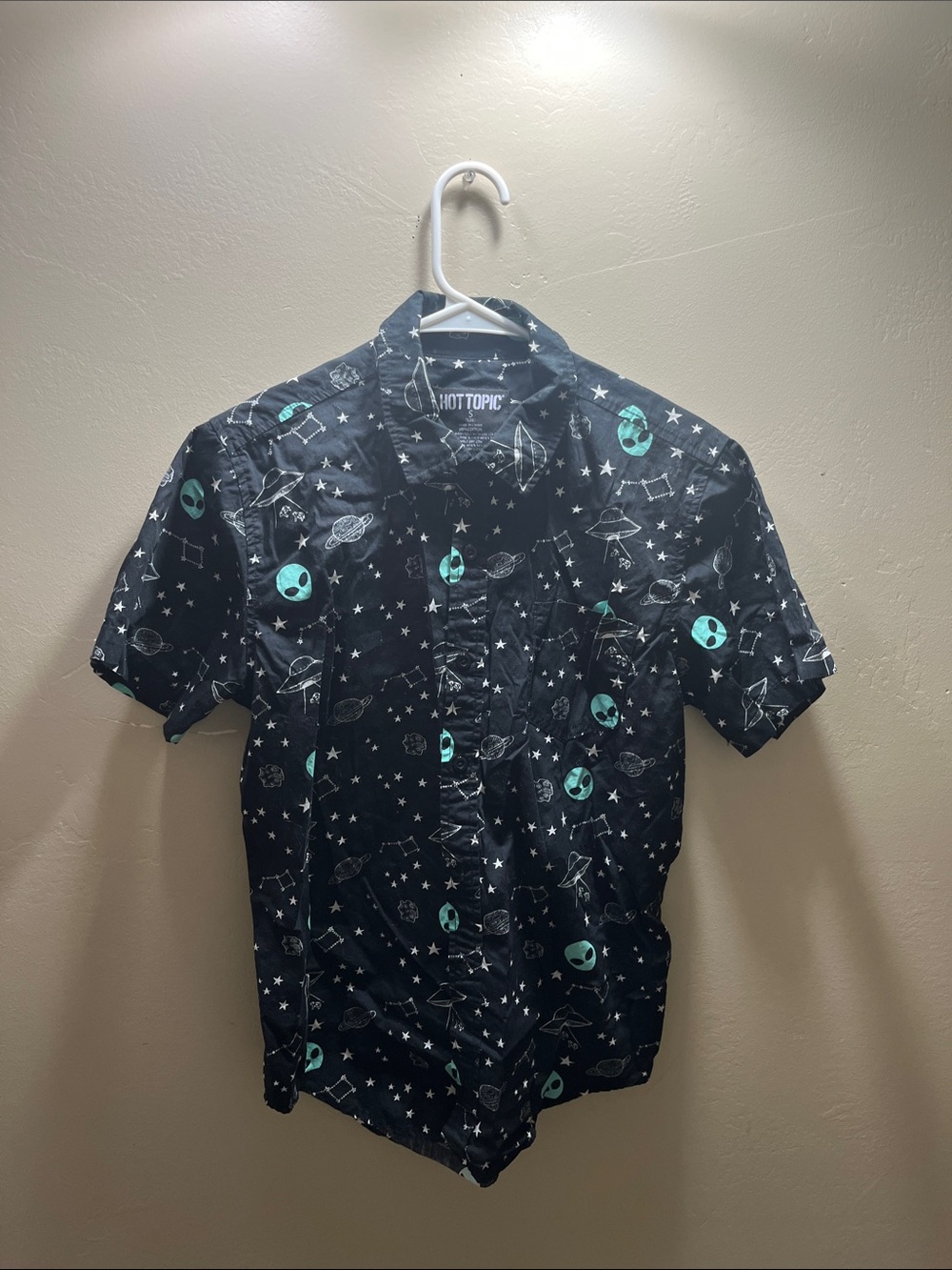 Hot Topic Black Short-Sleeve Button-Up with Teal Alien & Space Print